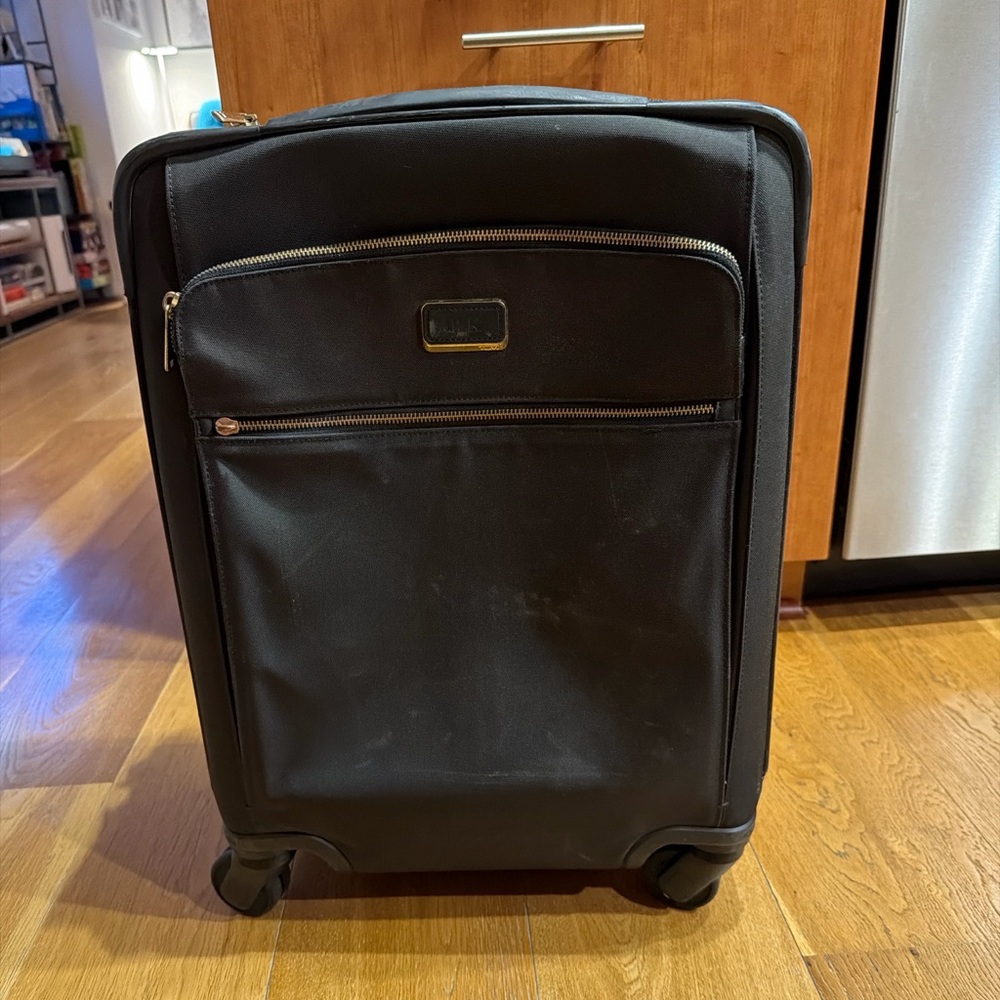 Black Rolling Suitcase